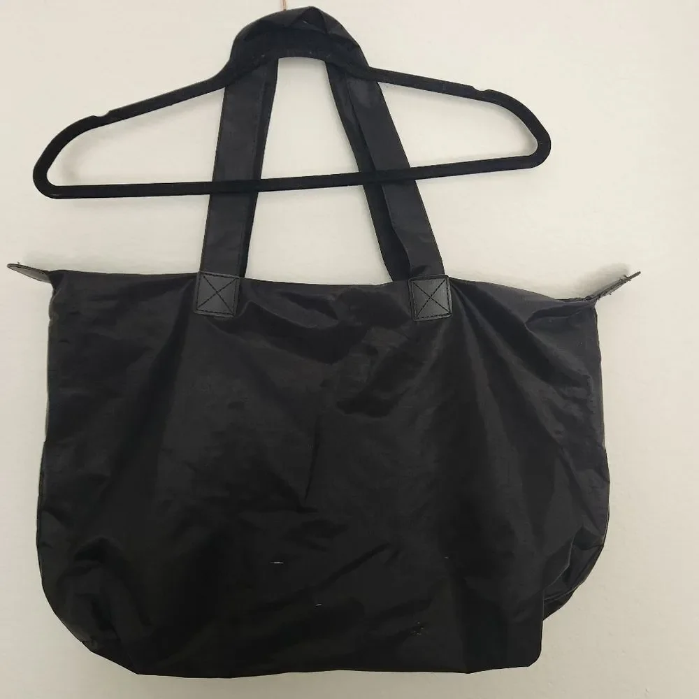 Disney Authentic Park Merchandise Black Tote Mickey Mouse Walt Disney World 71